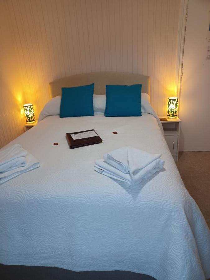 Bed and Breakfast Palm Court Веймут Екстер'єр фото
